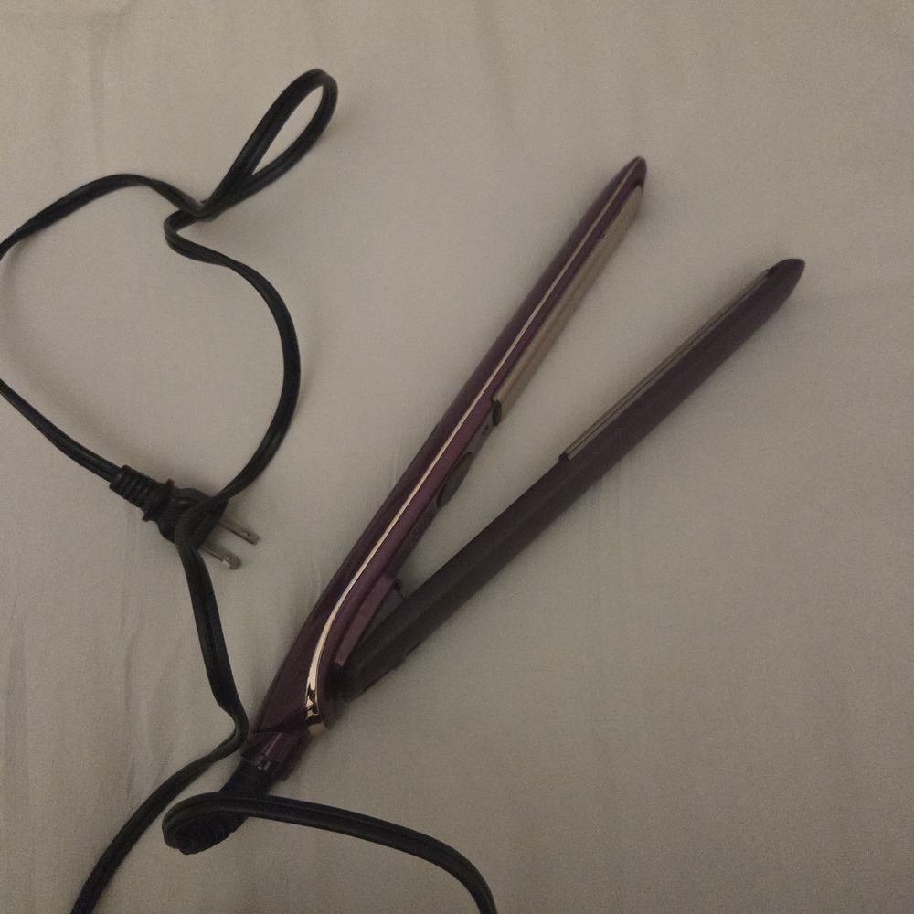 Remington Hair Straightener